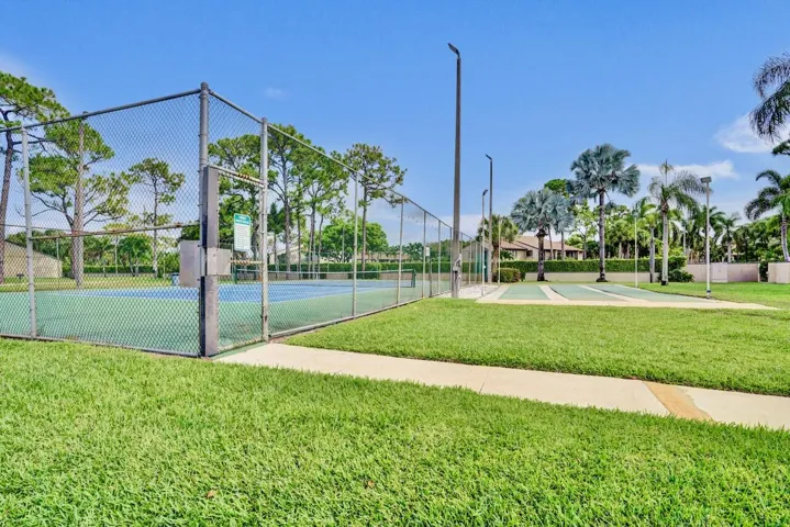 608 Sea Pine Way - 35