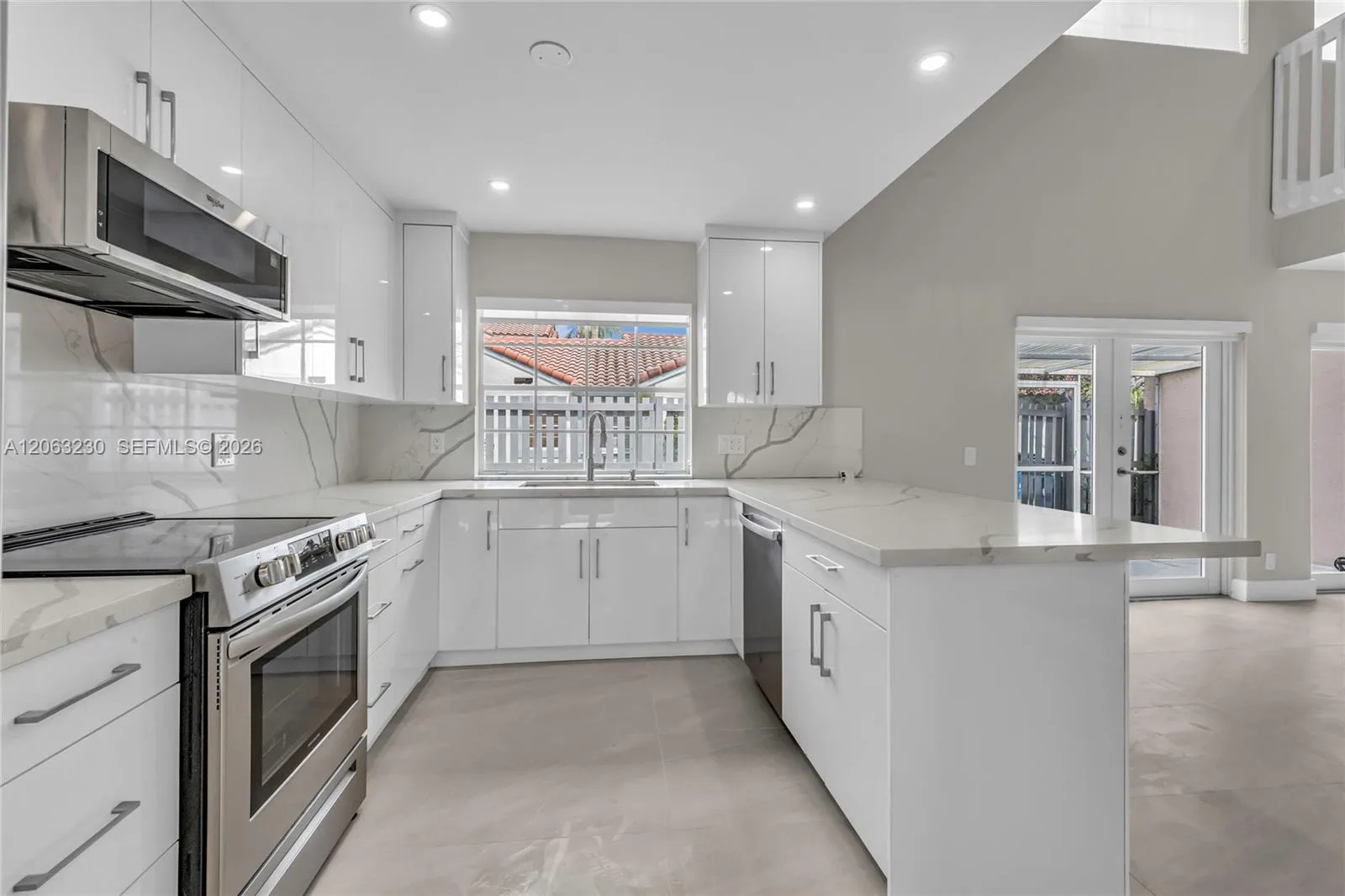 Photo 26