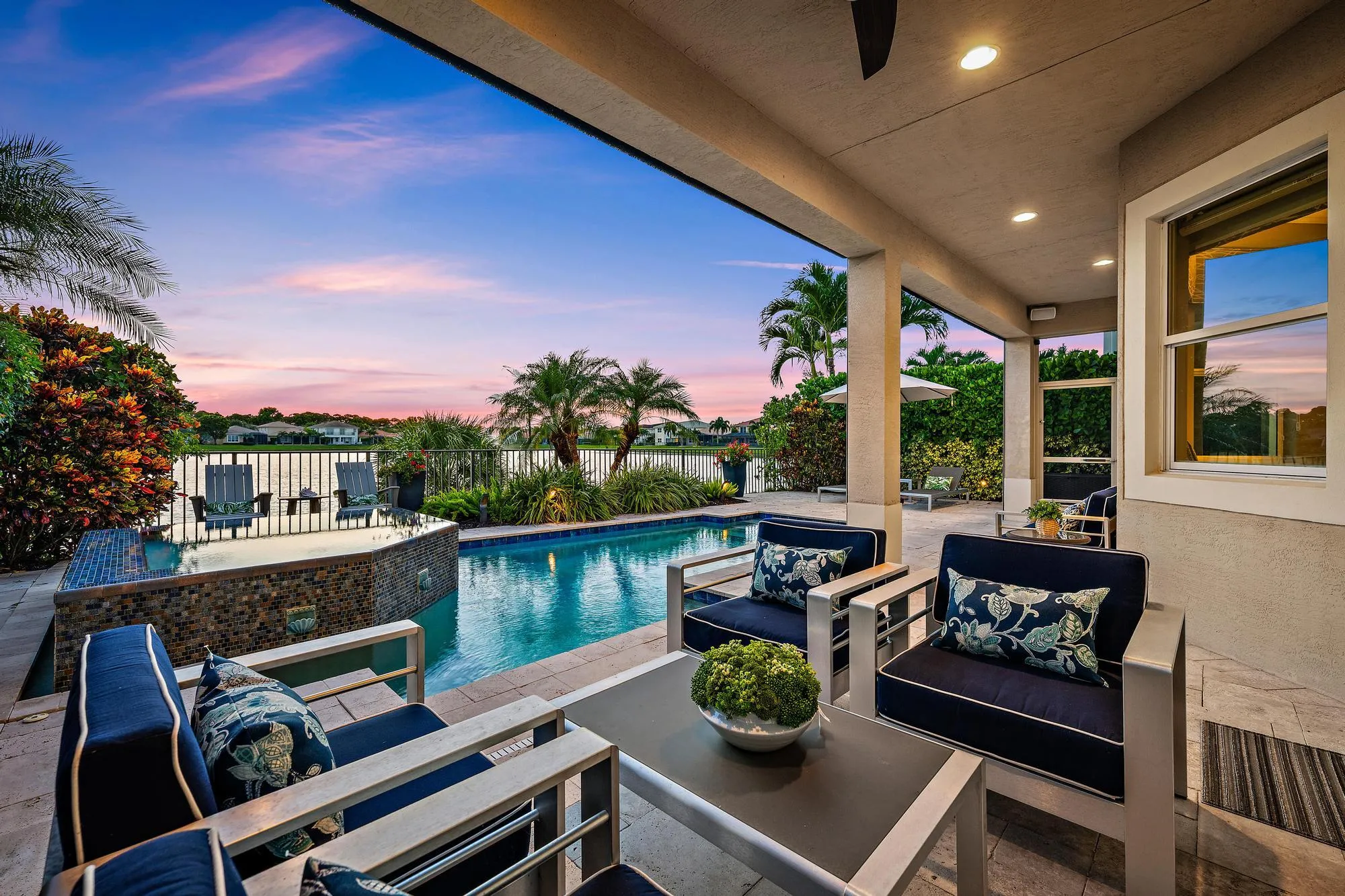 12132 Aviles Cir-50