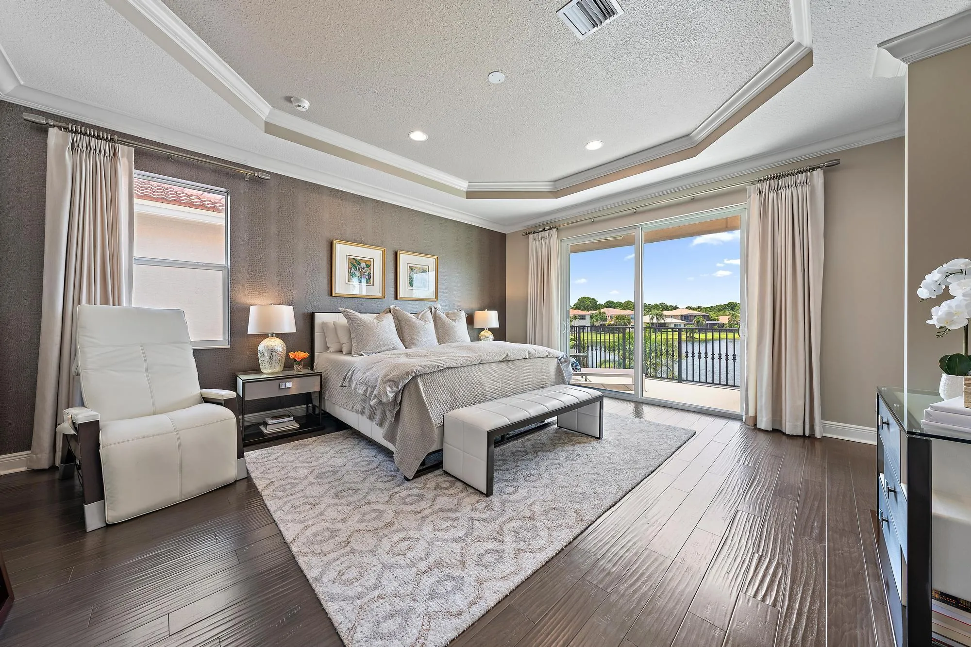 12132 Aviles Cir-23