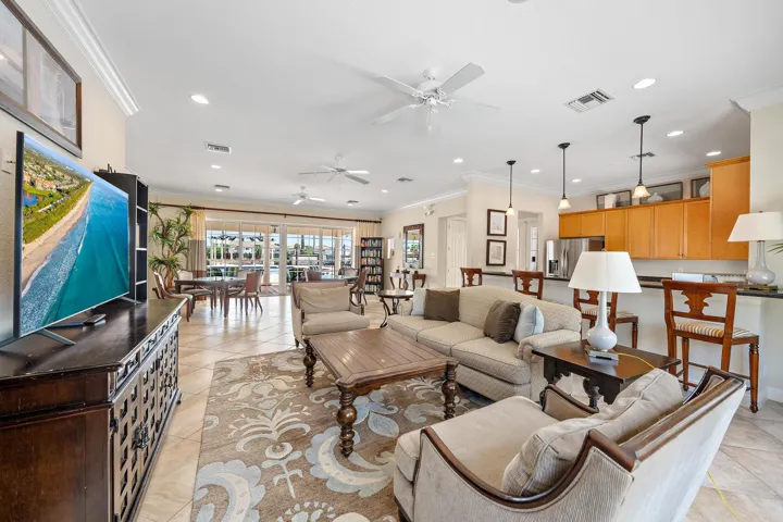 12132 Aviles Cir-47