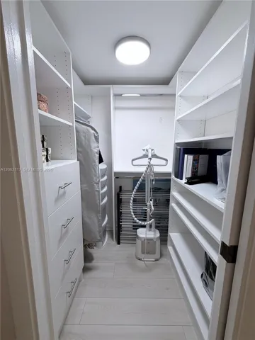 2ND BR CLOSET