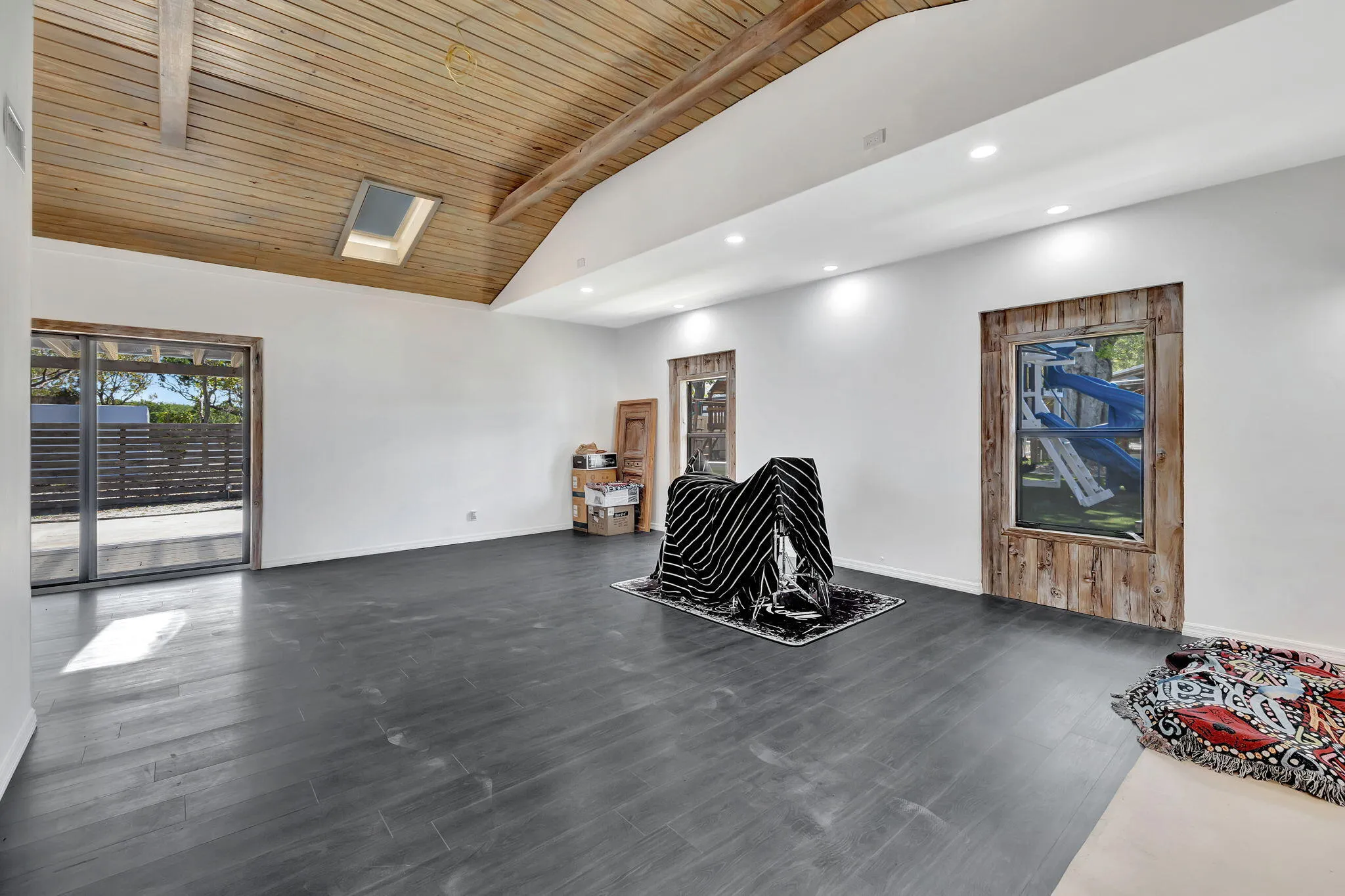 Property photo 25