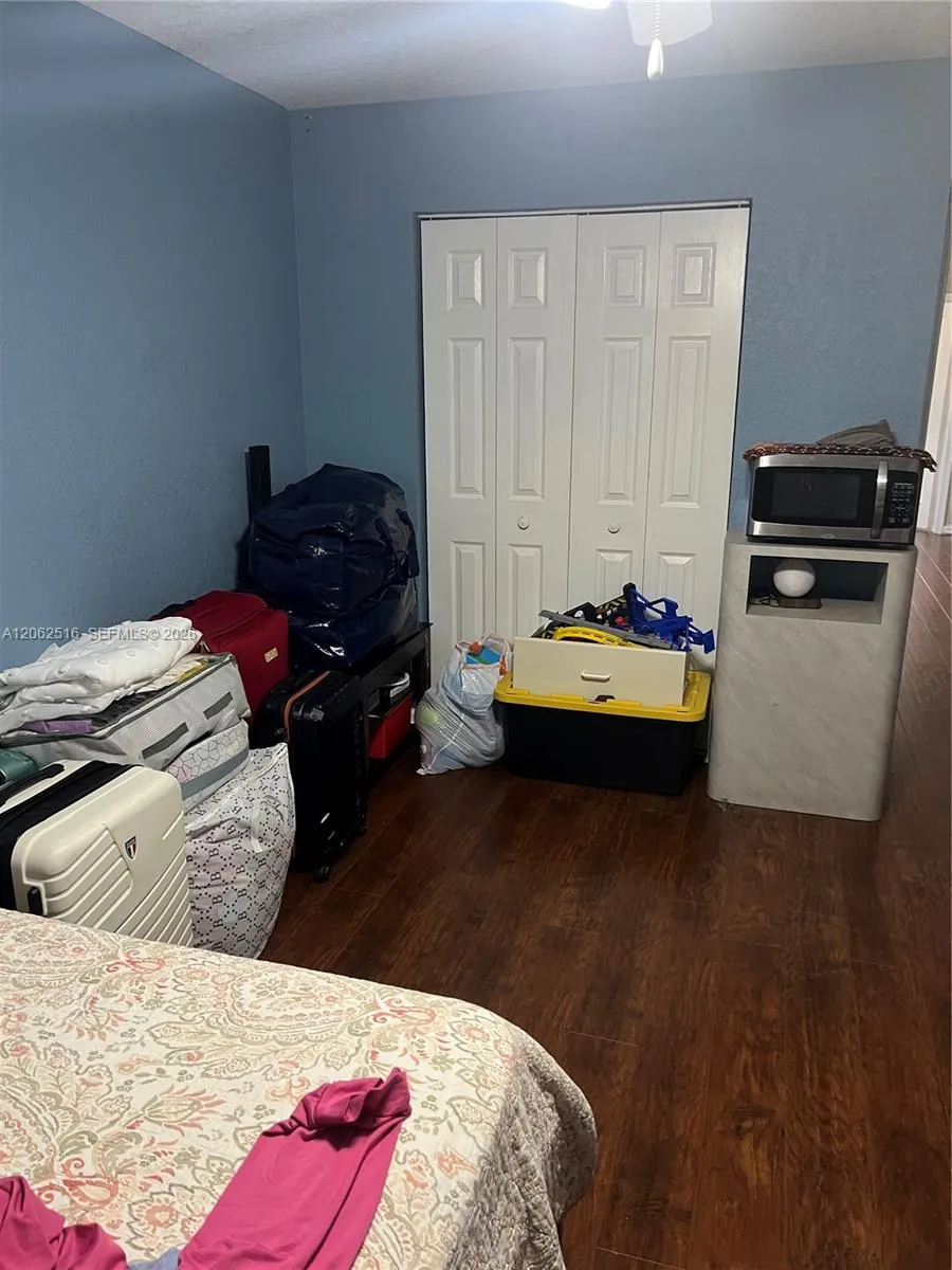 Photo 31