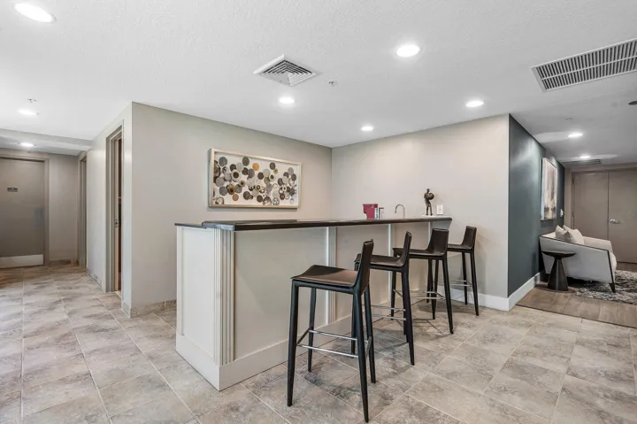 054-715BayshoreDrive-1004-FortLauderdale