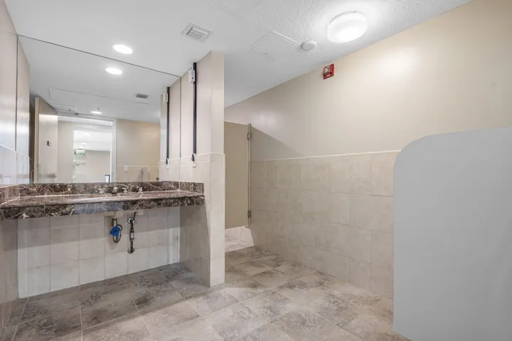 048-715BayshoreDrive-1004-FortLauderdale