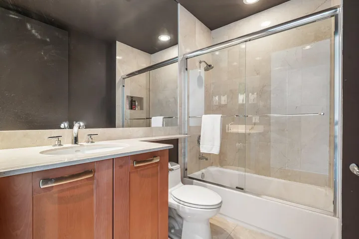 044-715BayshoreDrive-1004-FortLauderdale