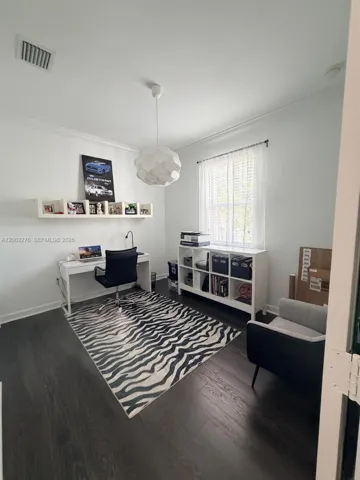 Photo 34