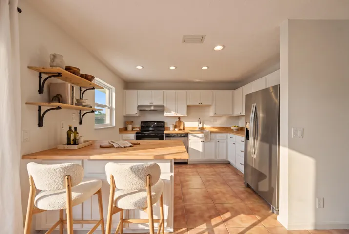 ** Kitchen II