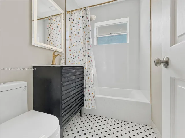 Photo 37