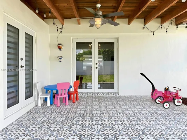 Photo 17