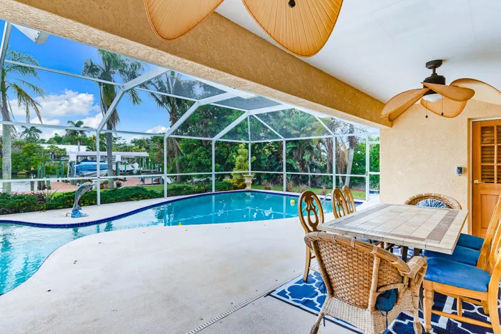 622 SW Pine Tree Lane-42