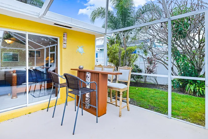 622 SW Pine Tree Lane-39