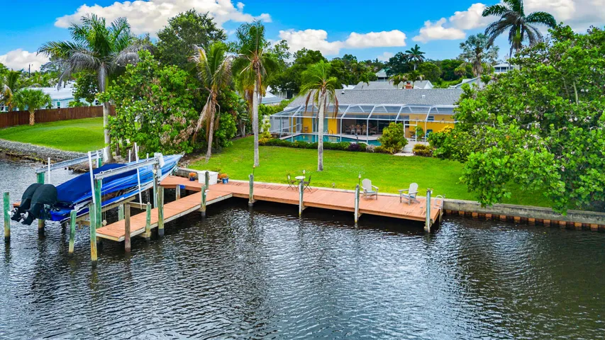 622 SW Pine Tree Lane-4