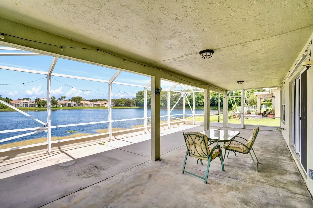 5886 Las Colinas Circle - 61