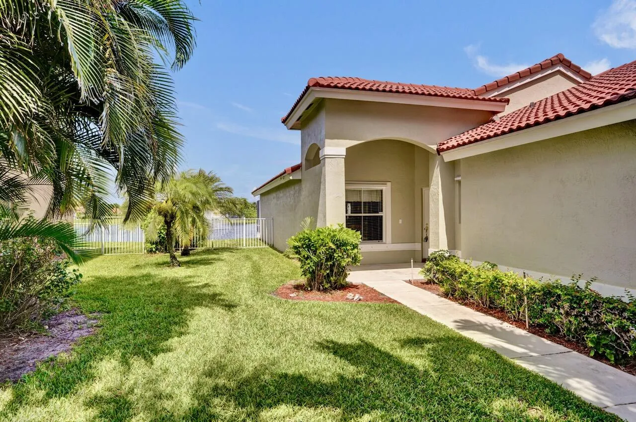 5886 Las Colinas Circle - 74