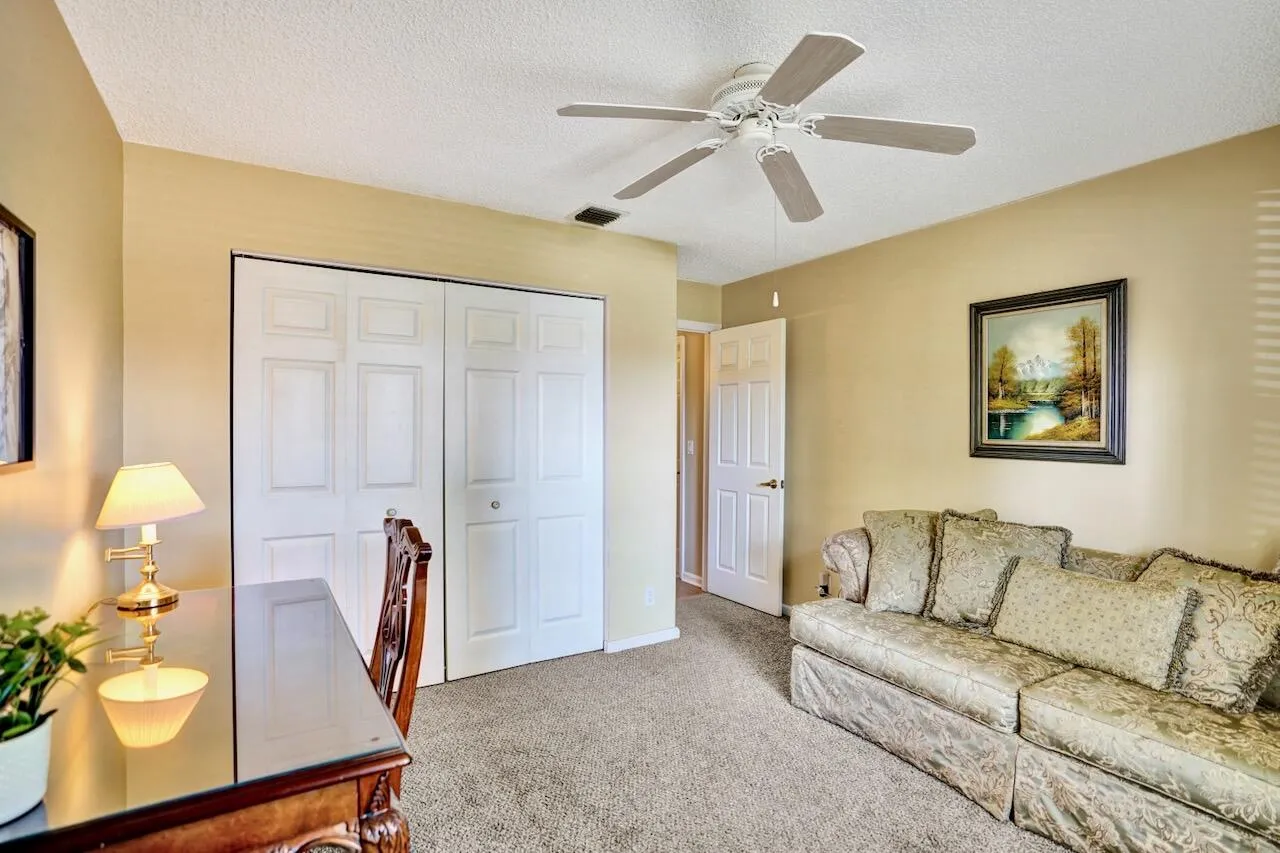 5886 Las Colinas Circle - 43