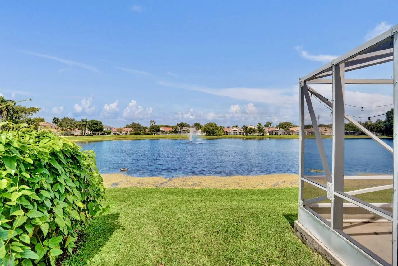 5886 Las Colinas Circle - 64
