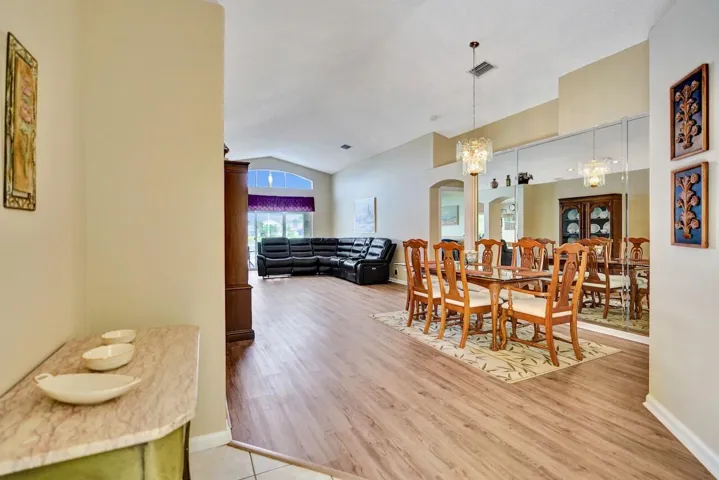 5886 Las Colinas Circle - 16