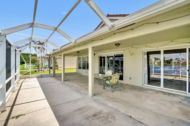 5886 Las Colinas Circle - 63