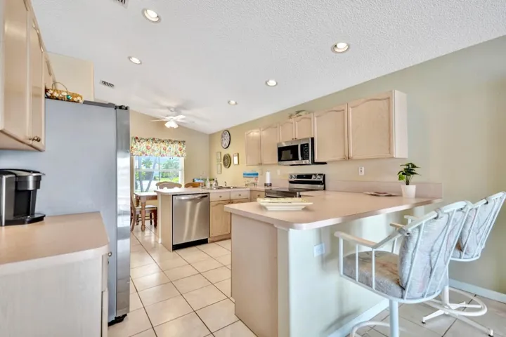 5886 Las Colinas Circle - 30