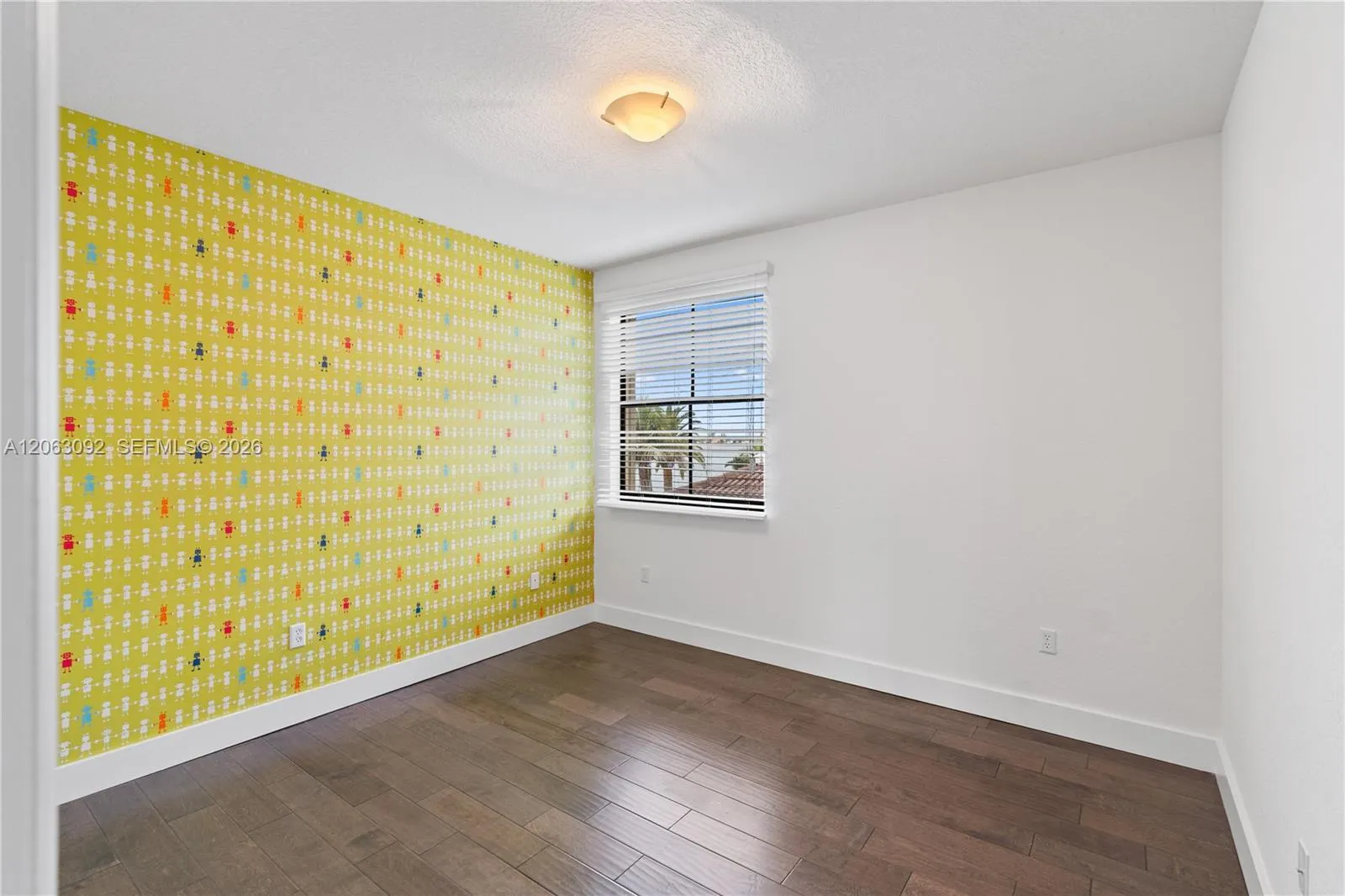 Property photo 230