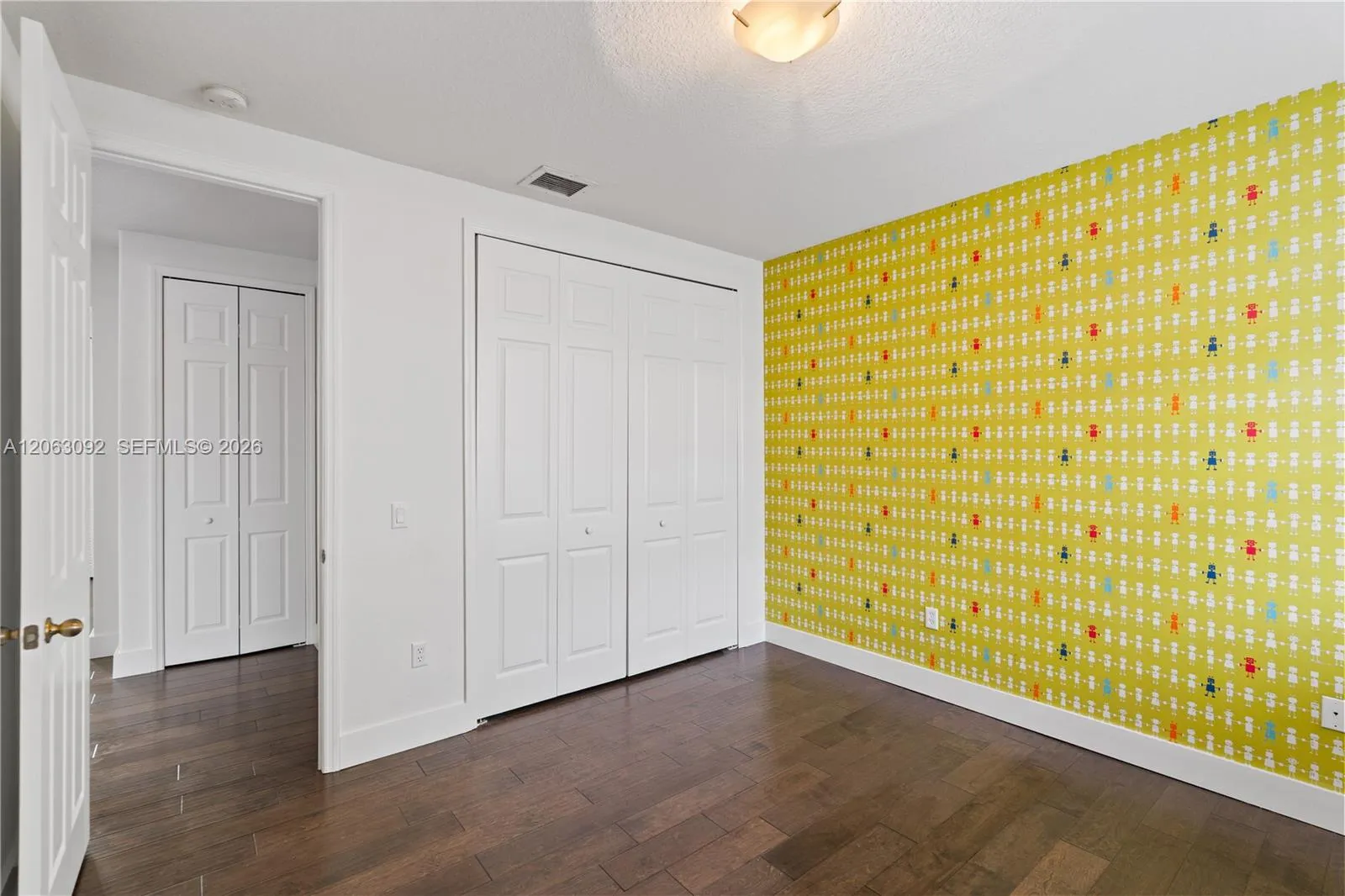Property photo 124
