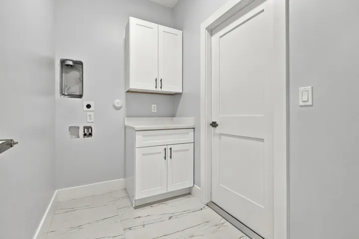 Sorex 281 Bali St SE NW Palm Bay Laundry
