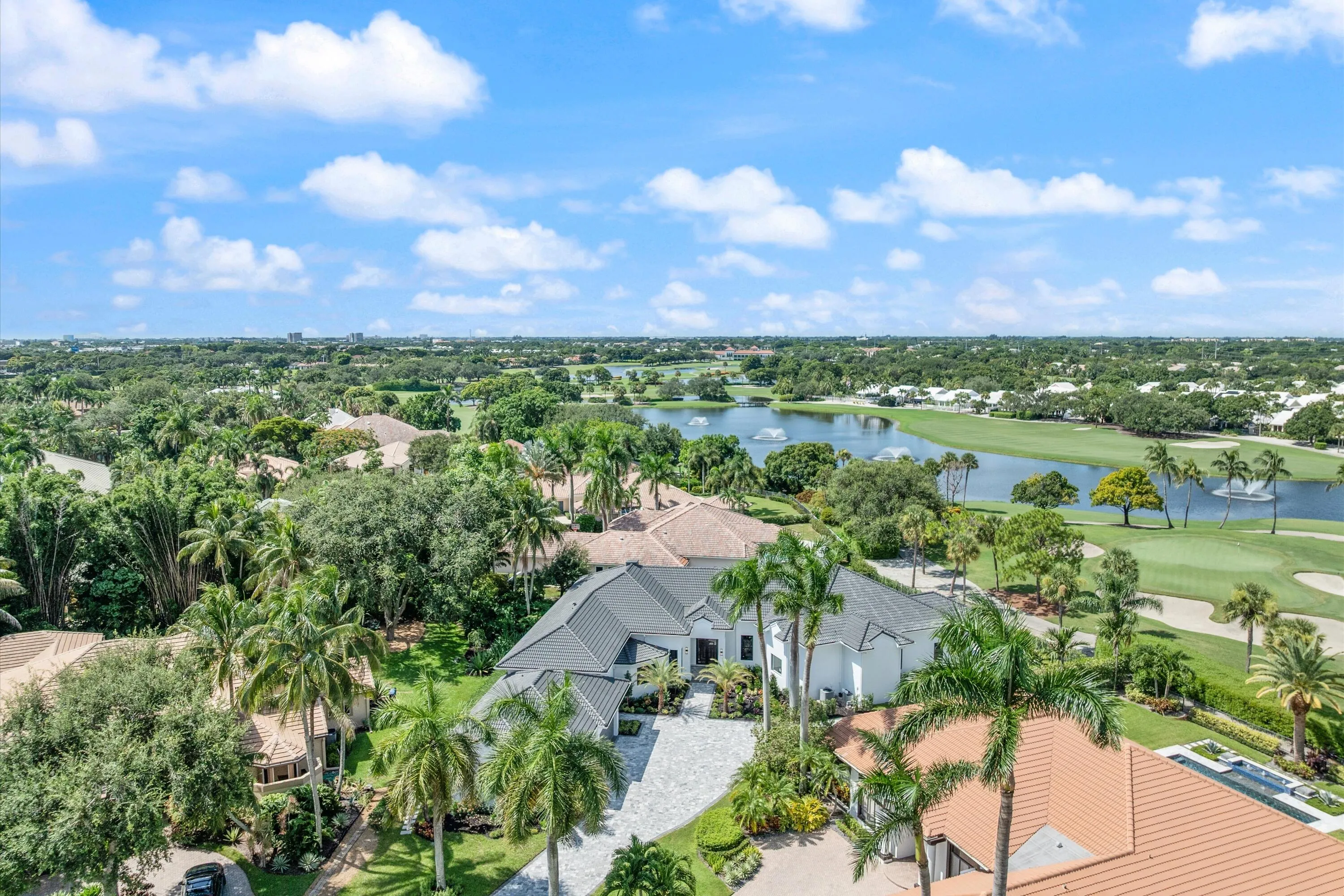 52-2525 Seminole Circle WPB, FL-911