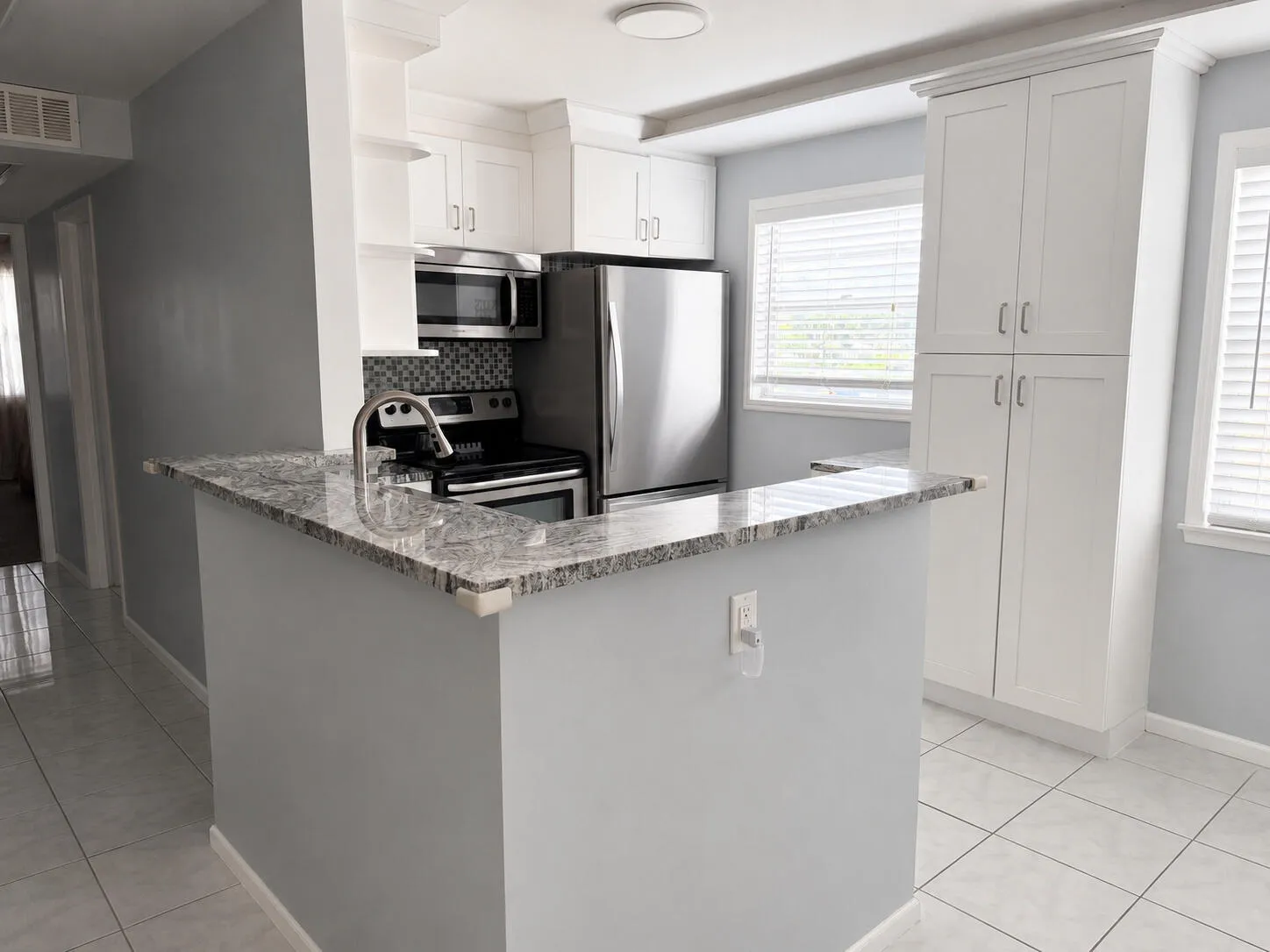 08_KITCHEN_REVERSE