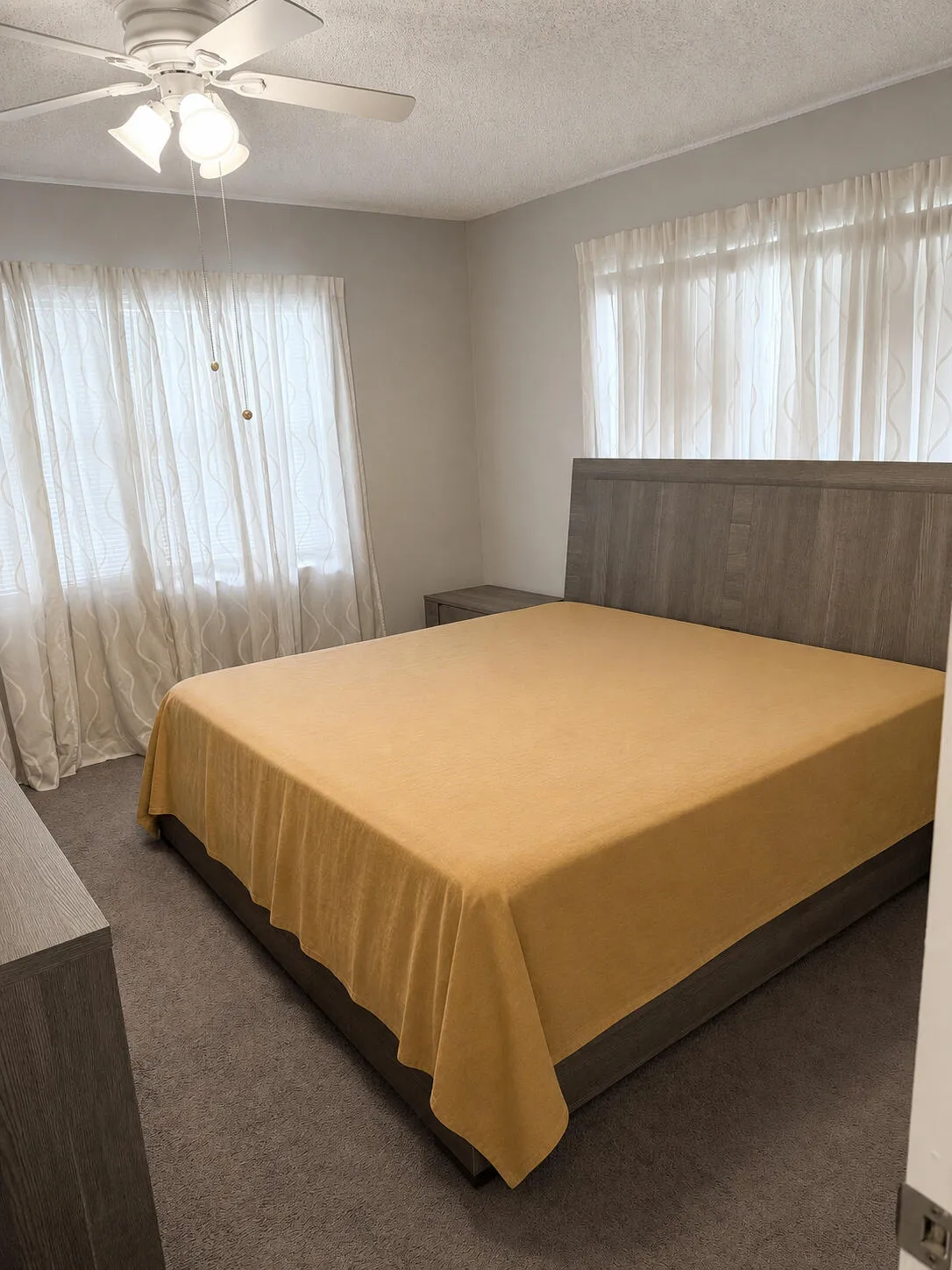 10_PRIMARY_BEDROOM