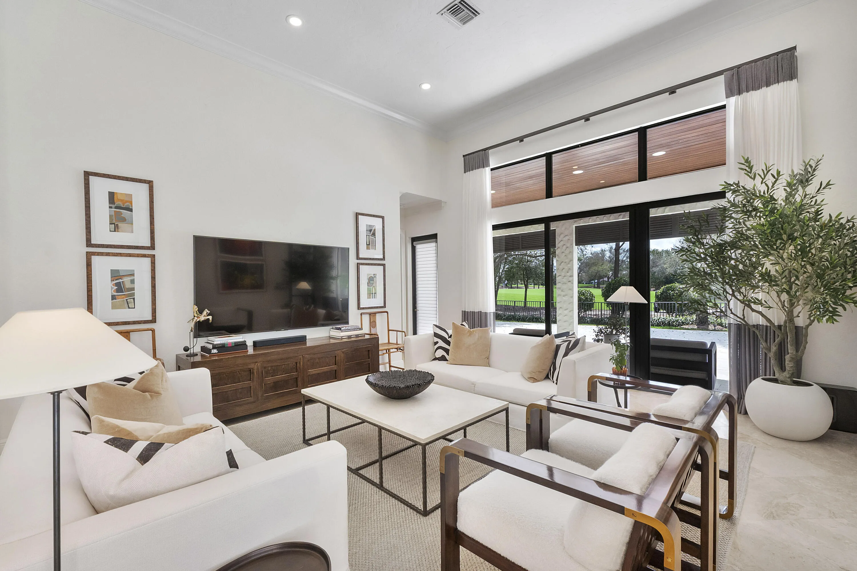9840 Bay Leaf Ct_030