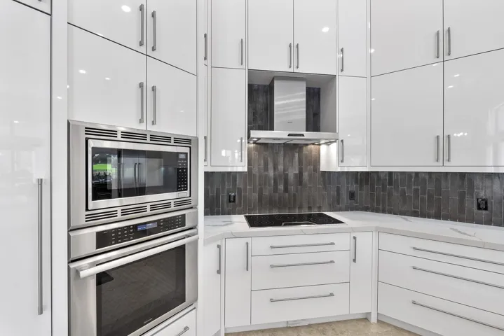 9840 Bay Leaf Ct_025