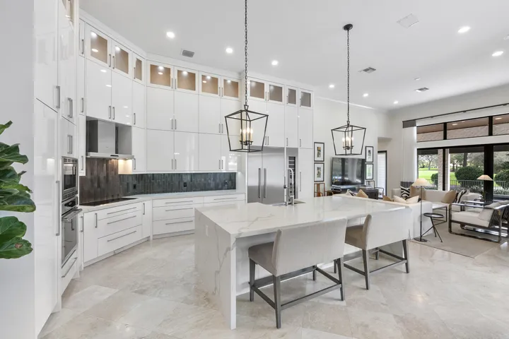 Kitchen with Quartz Waterfall