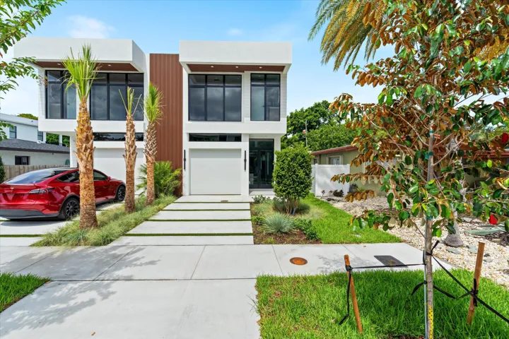 01-1131 NE 12th Ave Ft. Lauderdale, FL-1