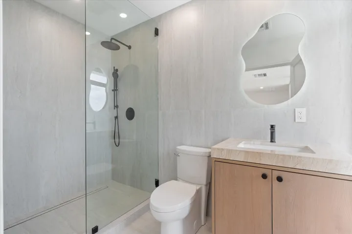 24-1131 NE 12th Ave Ft. Lauderdale, FL-1