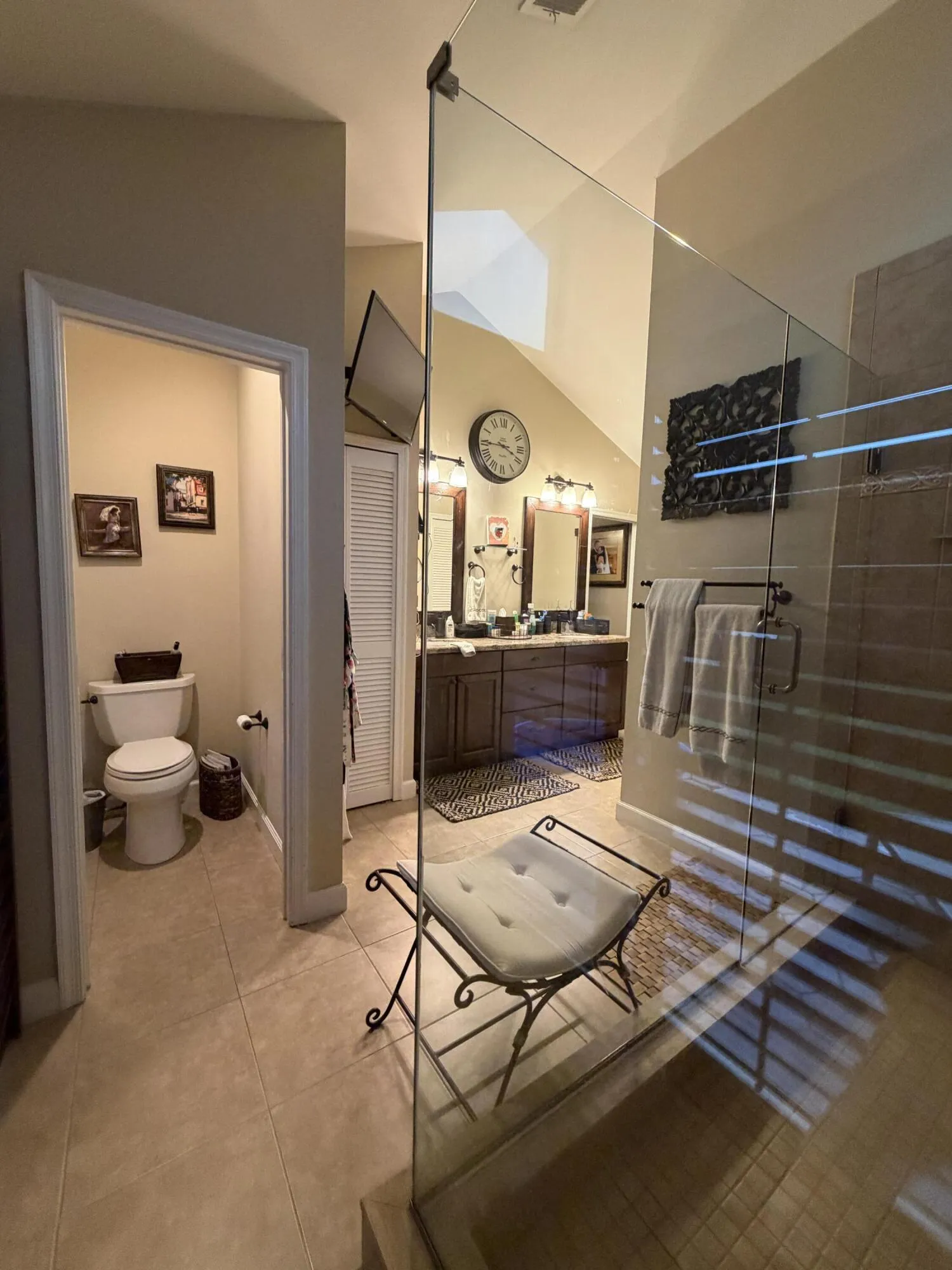 Primary bath