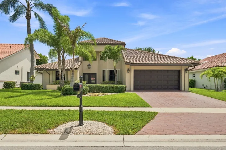 4-web-or-mls-23161-lermitage-cir