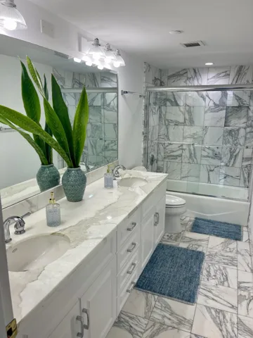 2nd Bathroom