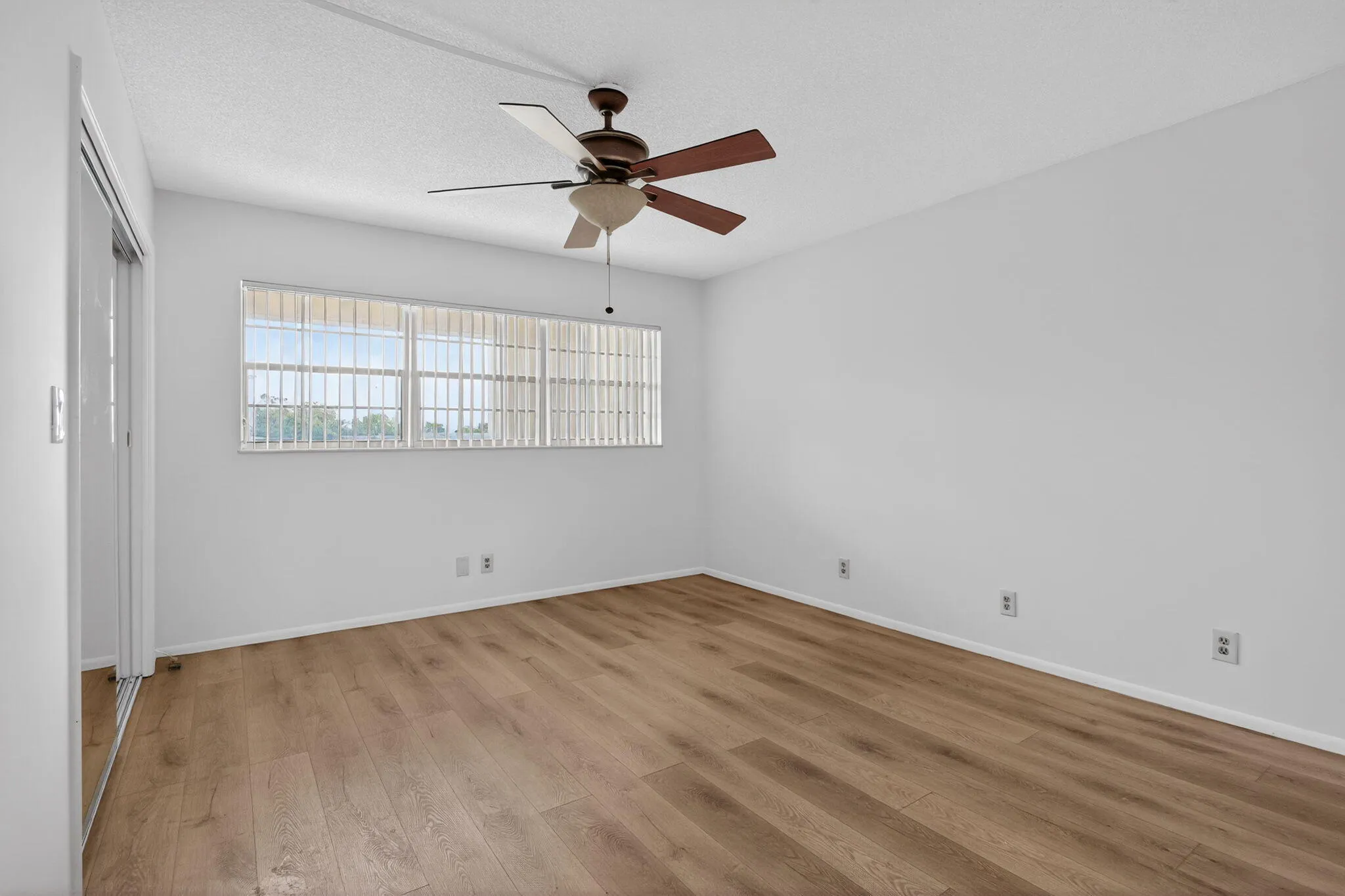 23-web-or-mls-2561 -2633