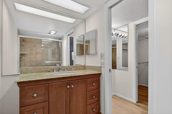 29-web-or-mls-2561 -2667