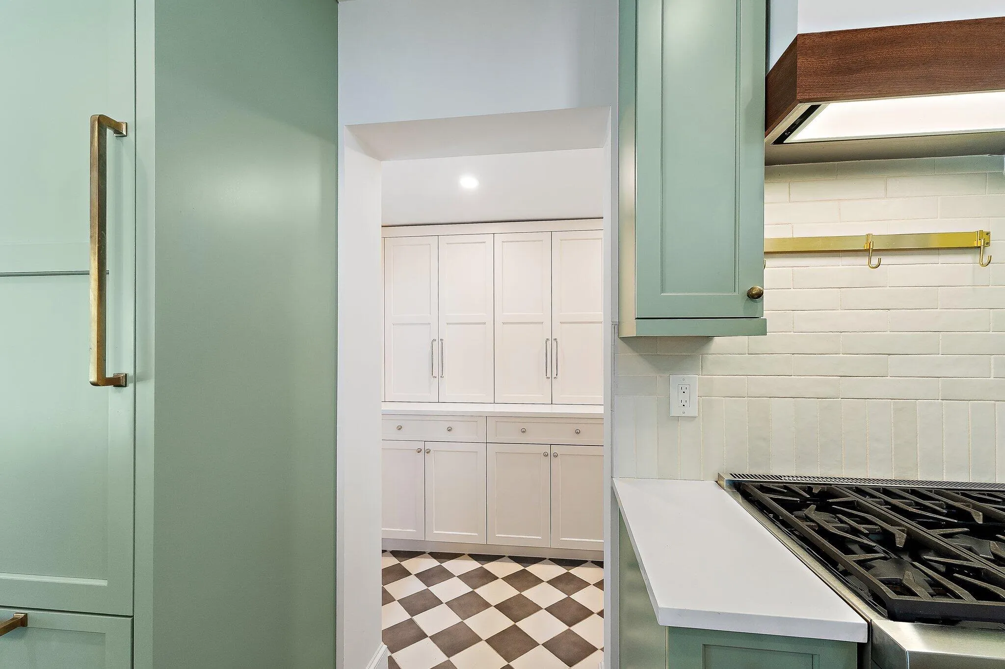 069-420GulfRd-NorthPalmBeach-SMALL