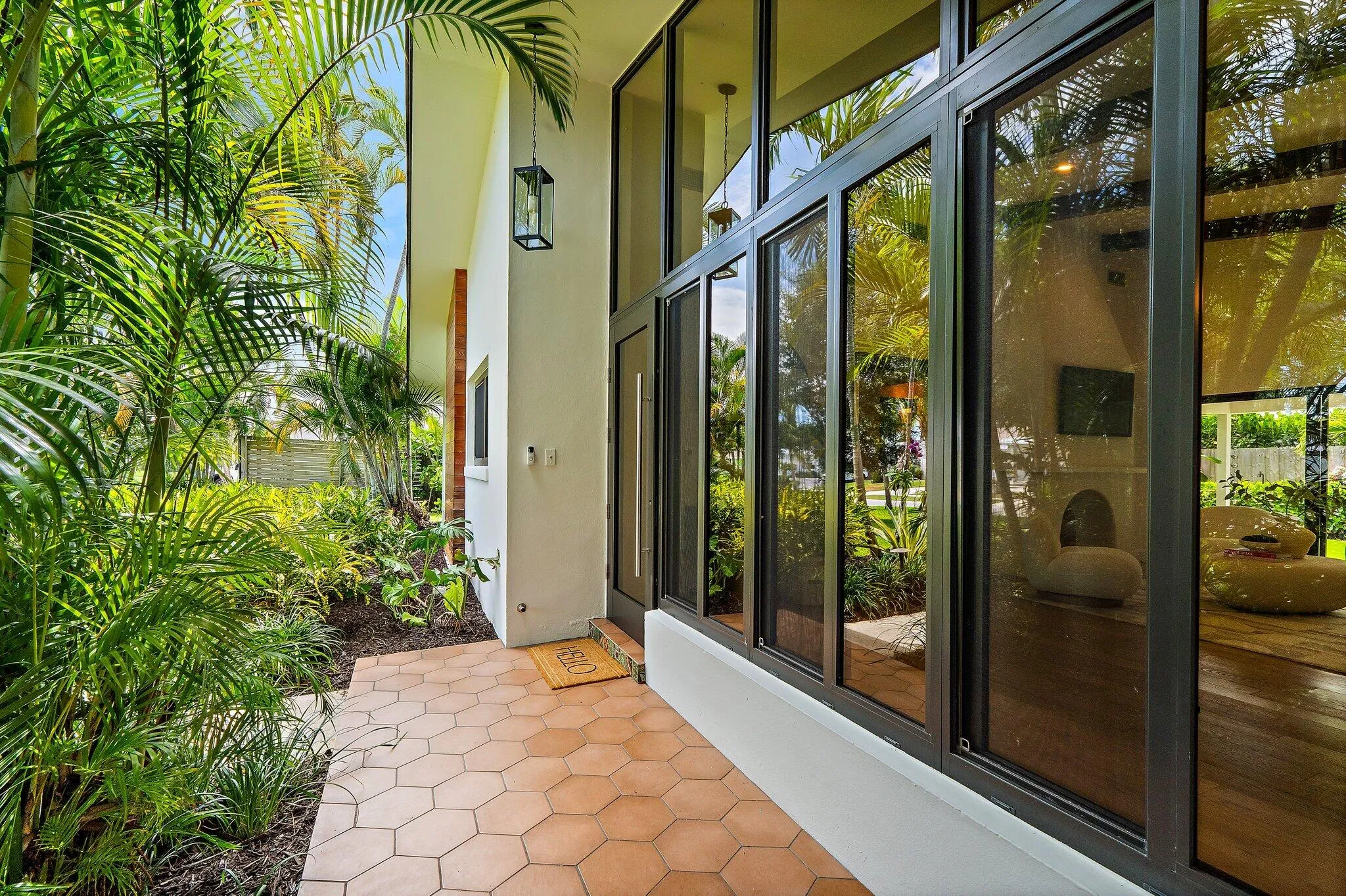 035-420GulfRd-NorthPalmBeach-SMALL
