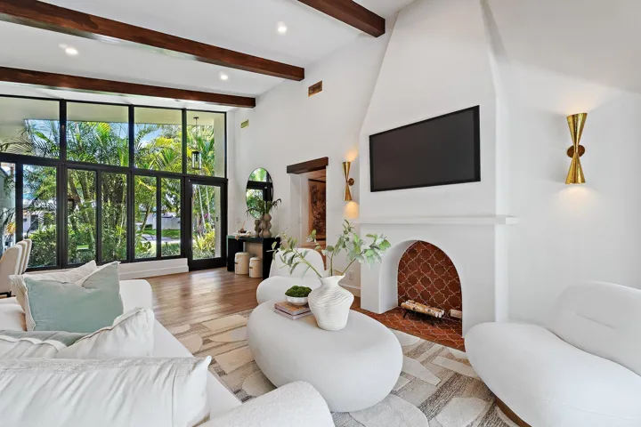 044-420GulfRd-NorthPalmBeach-SMALL