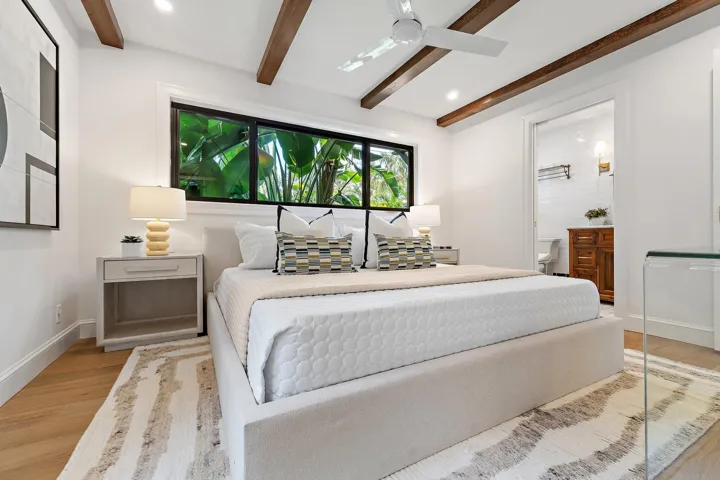 086-420GulfRd-NorthPalmBeach-SMALL
