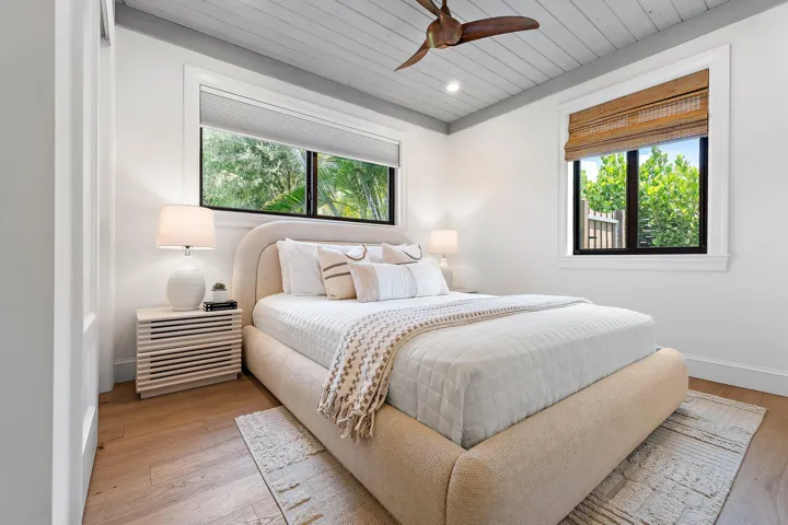 097-420GulfRd-NorthPalmBeach-SMALL