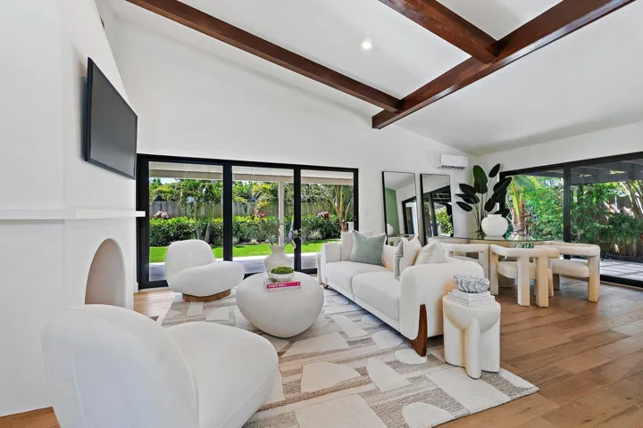 043-420GulfRd-NorthPalmBeach-SMALL