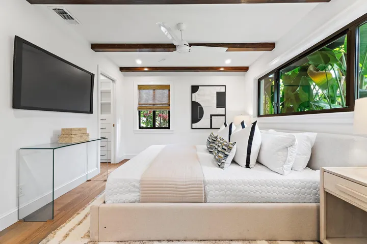 083-420GulfRd-NorthPalmBeach-SMALL