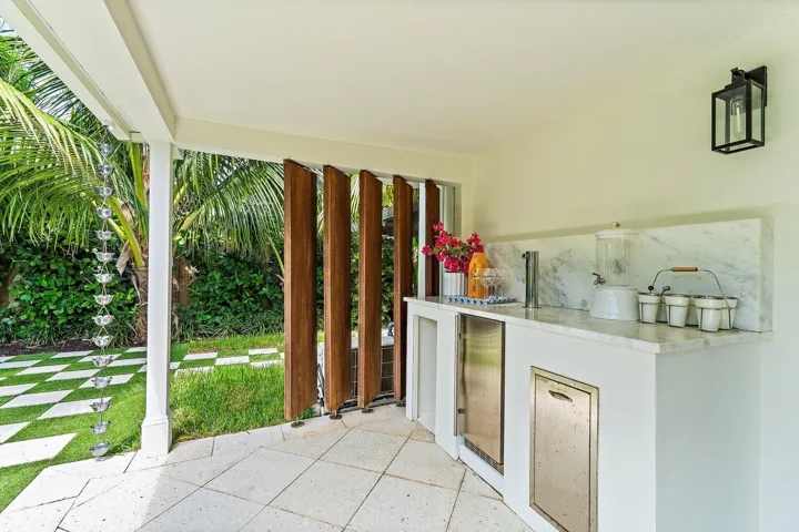 103-420GulfRd-NorthPalmBeach-SMALL