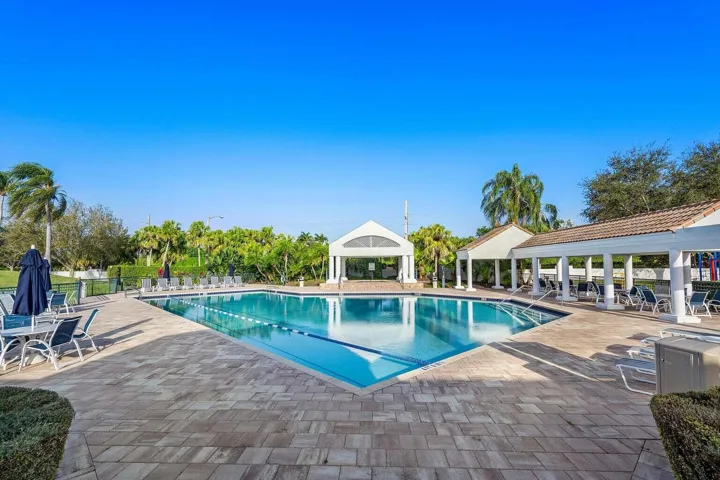 Seasons Pool